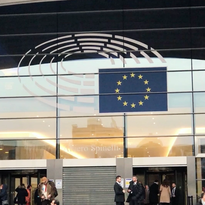 Inngang til EU-bygning. 